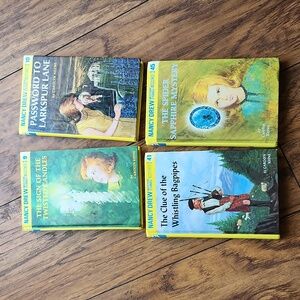 4 Nancy Drew books